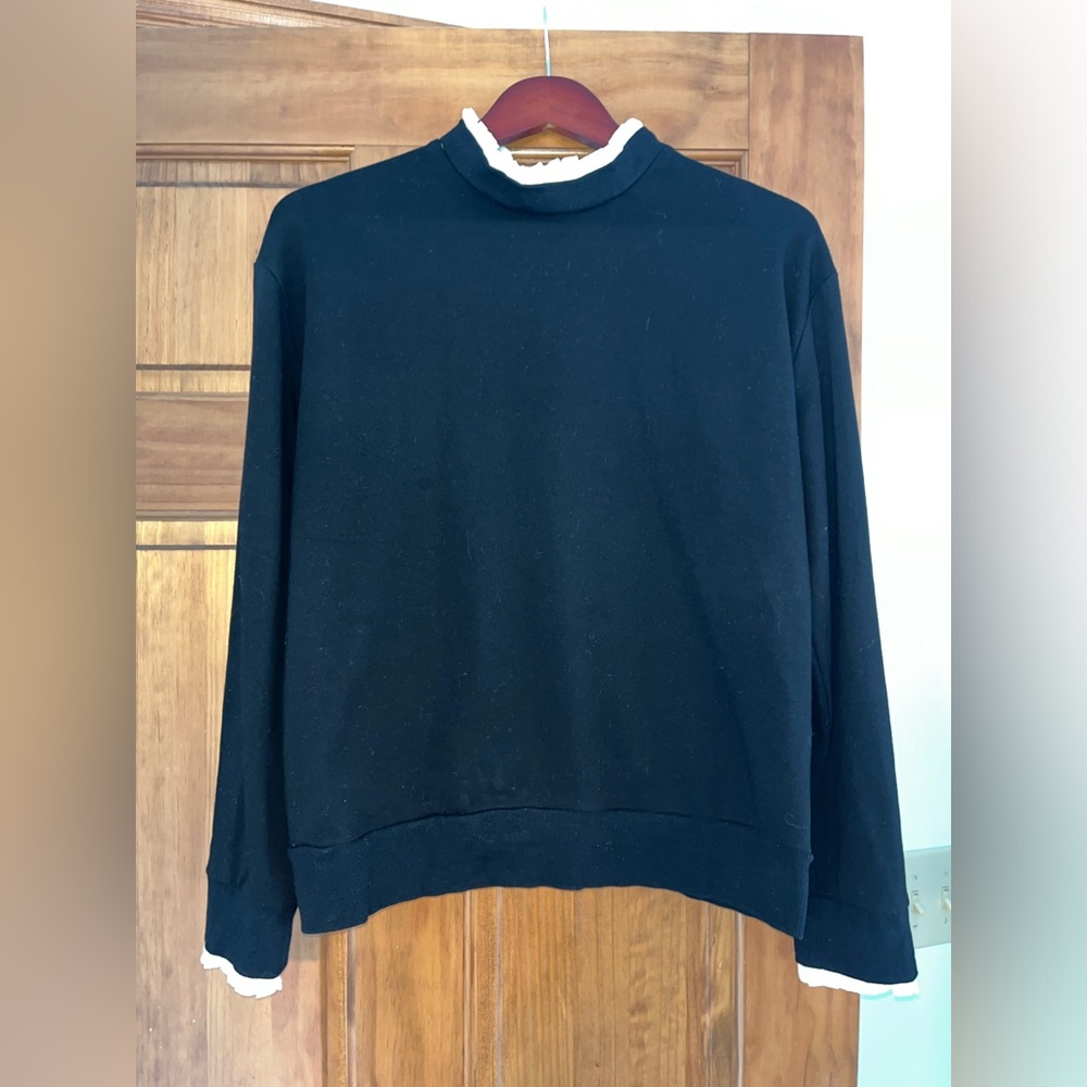 Lea & Viola Ruffle Trim Top